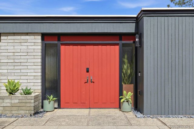 1234 Oribia Road, Del Mar, CA 92014