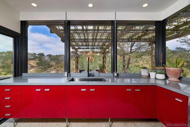 1234 Oribia Road, Del Mar, CA 92014