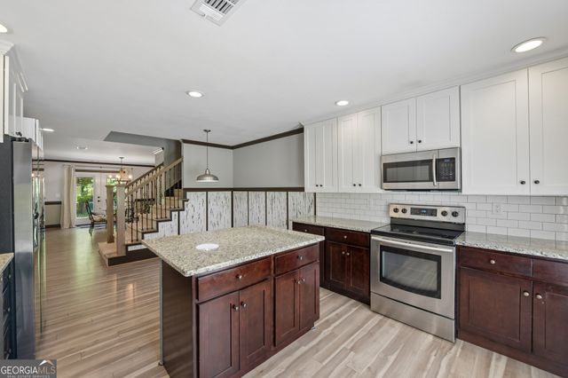 70 Knob Creek, Dawsonville, GA 30534
