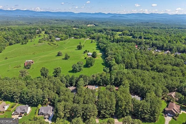 70 Knob Creek, Dawsonville, GA 30534