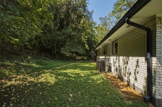 126 Meadow Park Lane SW, Atlanta, GA 30315
