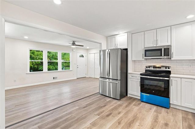 126 Meadow Park Lane SW, Atlanta, GA 30315