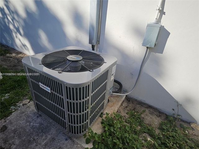 221 SW 53rd Avenue, Plantation, FL 33317