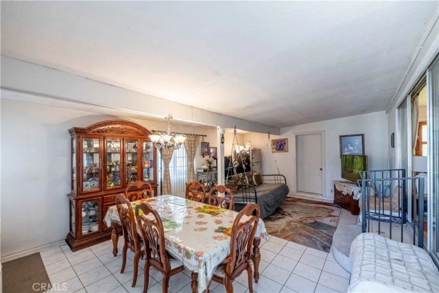 8531 Chimineas Avenue, Northridge, CA 91325