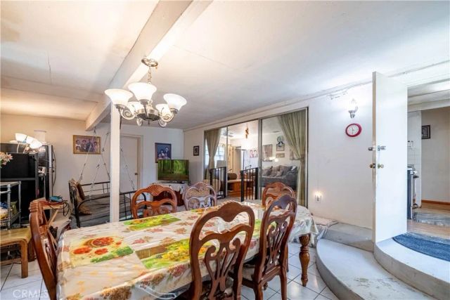 8531 Chimineas Avenue, Northridge, CA 91325