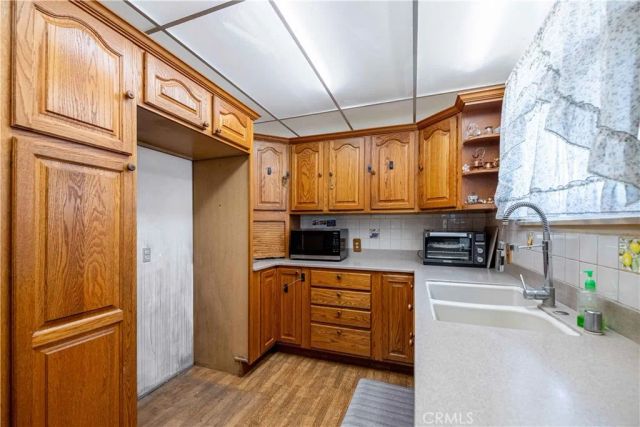 8531 Chimineas Avenue, Northridge, CA 91325