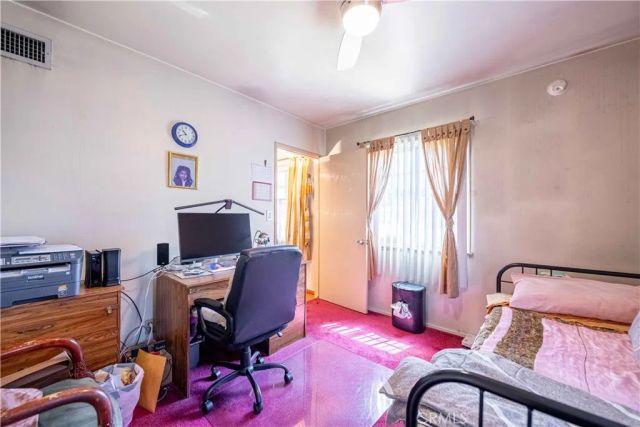 8531 Chimineas Avenue, Northridge, CA 91325