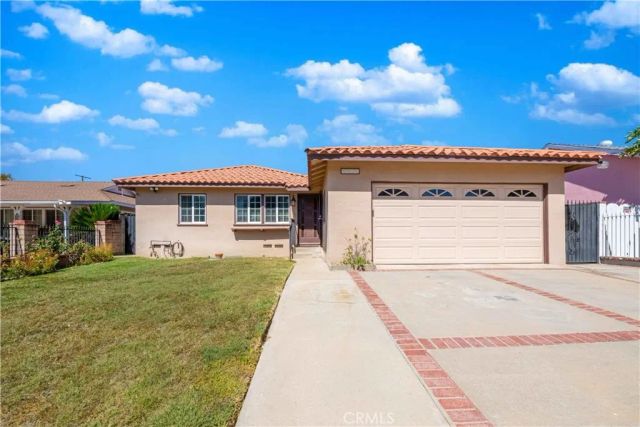 8531 Chimineas Avenue, Northridge, CA 91325