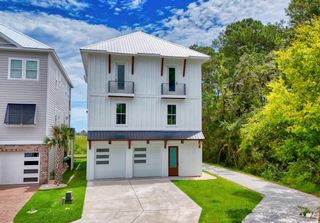 42 Enclave Pl., Pawleys Island, SC 29585