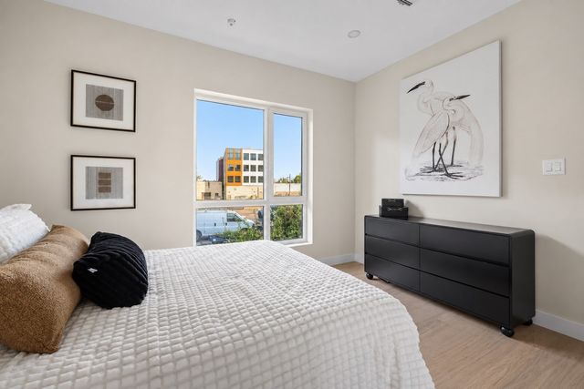 38 Old Colony Ave 201, Quincy, MA 02170