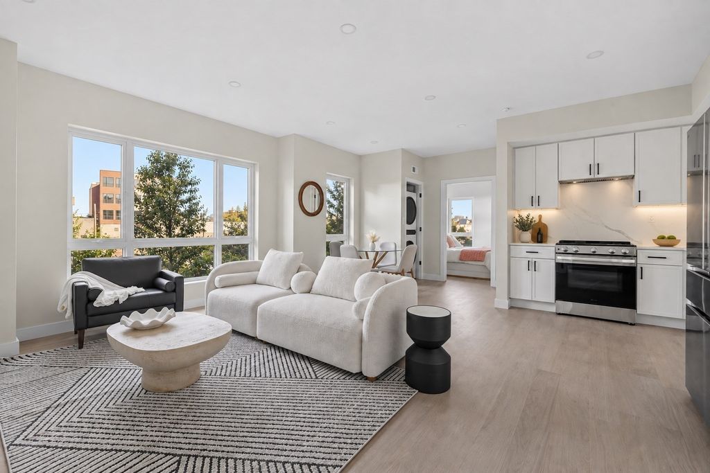 38 Old Colony Ave 201, Quincy, MA 02170