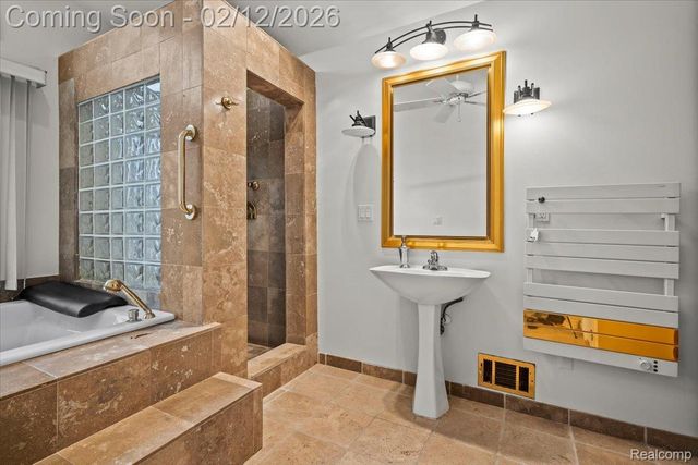 3337 ALCO Drive, Waterford Charter Township, MI 48329