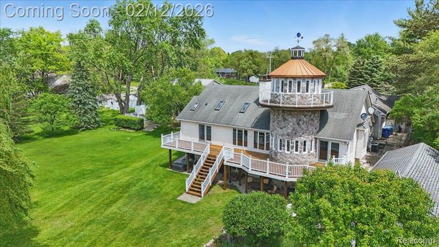 3337 ALCO Drive, Waterford Charter Township, MI 48329