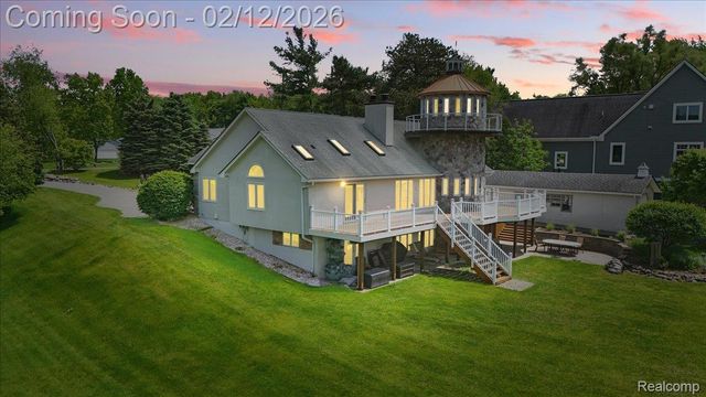 3337 ALCO Drive, Waterford Charter Township, MI 48329