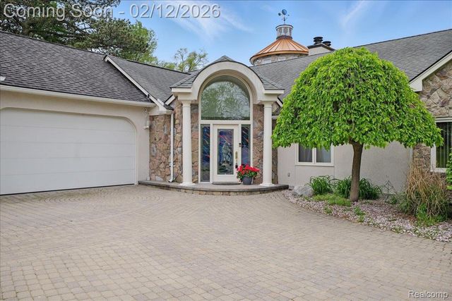 3337 ALCO Drive, Waterford Charter Township, MI 48329