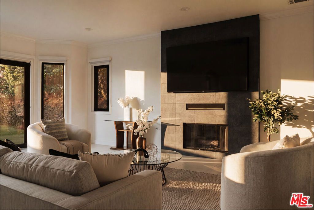 5474 Amber Circle, Calabasas, CA 91302 — photo 4