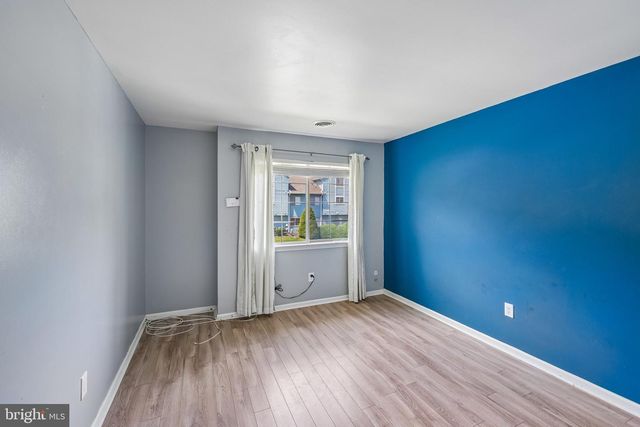 418 BROWN BRIAR CIR, Horsham, PA 19044