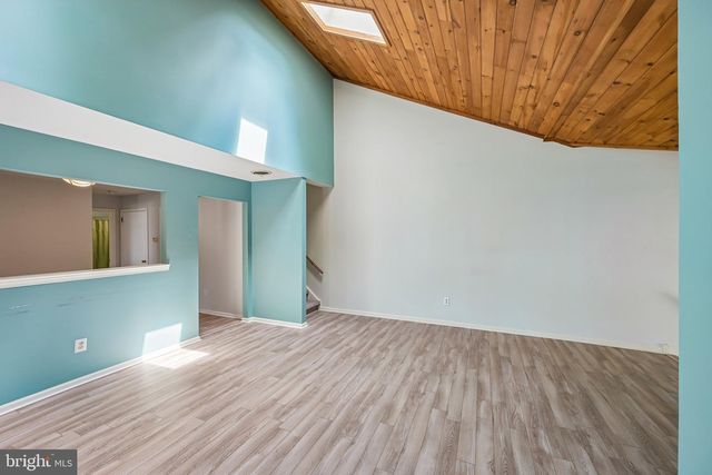 418 BROWN BRIAR CIR, Horsham, PA 19044