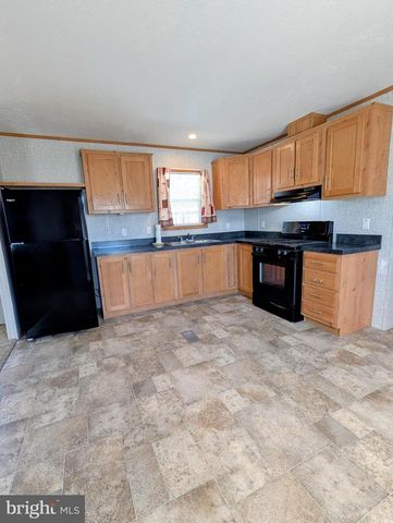 7 VISTA LN, Manheim, PA 17545