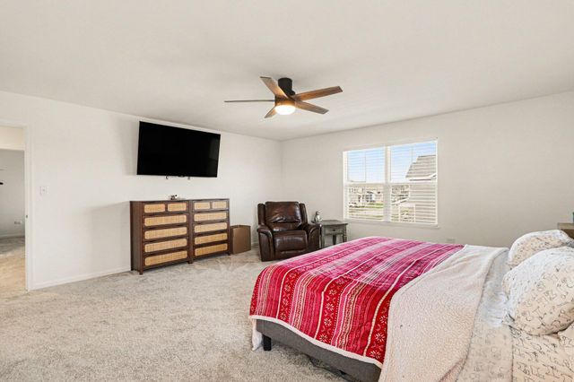 11211 Green Place, Winfield, IN 46307