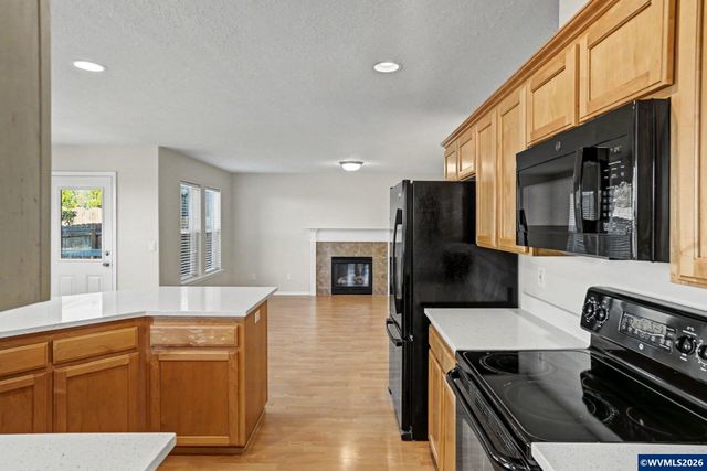 1669 Abbie Av SE, Salem, OR 97306