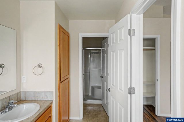 1669 Abbie Av SE, Salem, OR 97306