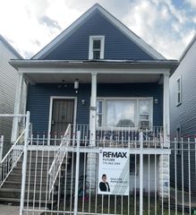 1250 W 49th Place, Chicago, IL 60609