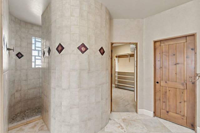 2 Lees Road, Placitas, NM 87043