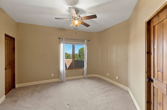 2 Lees Road, Placitas, NM 87043