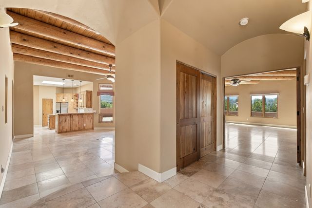 2 Lees Road, Placitas, NM 87043
