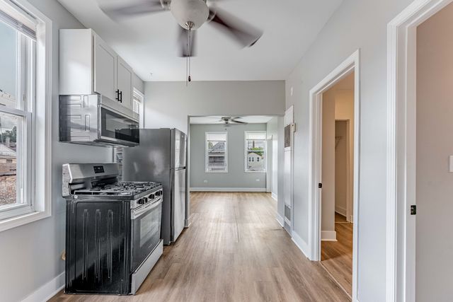 1019 W 18th Street, Chicago, IL 60608