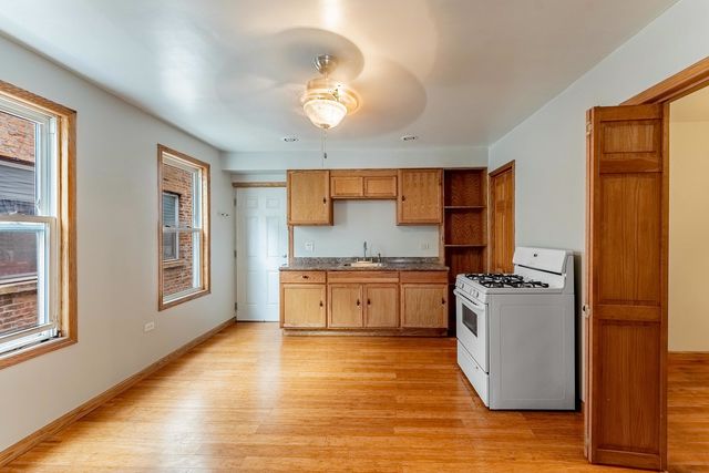 1019 W 18th Street, Chicago, IL 60608