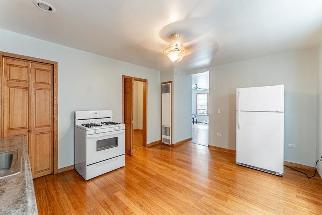 1019 W 18th Street, Chicago, IL 60608