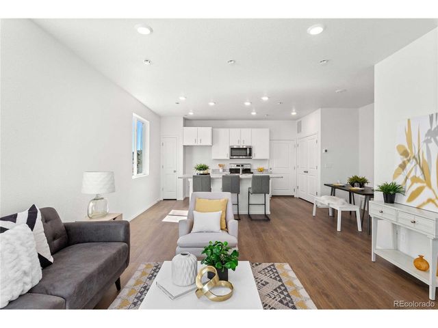 22391 E 46th Ave, Aurora, CO 80019