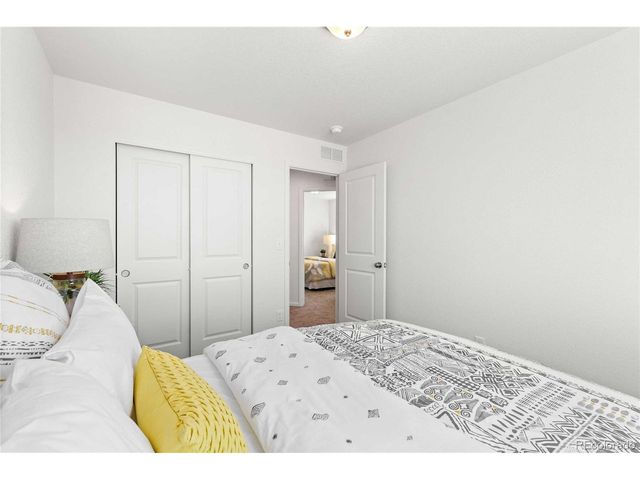 22391 E 46th Ave, Aurora, CO 80019