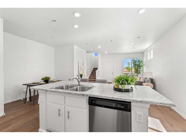 22391 E 46th Ave, Aurora, CO 80019
