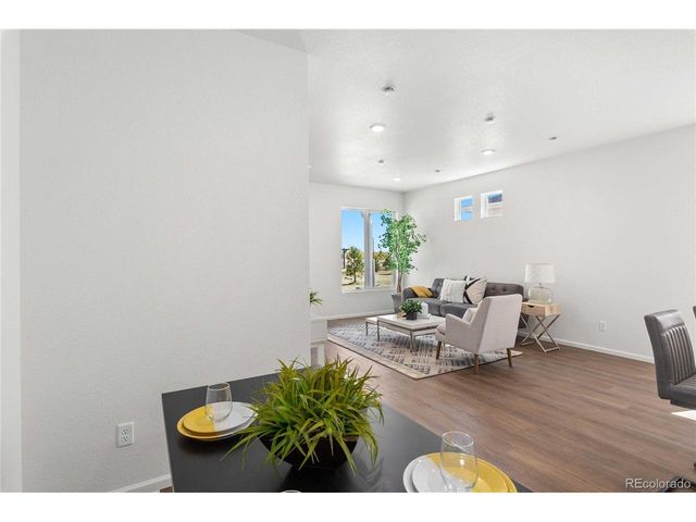 22391 E 46th Ave, Aurora, CO 80019