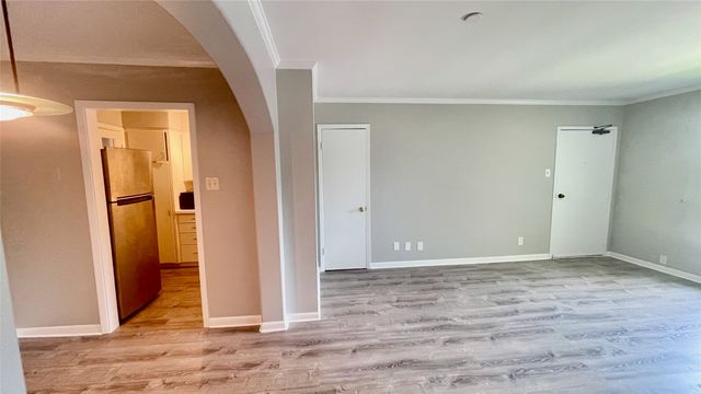 3215 Douglas Avenue 201, Dallas, TX 75219