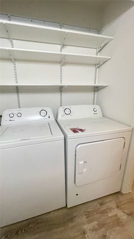 3215 Douglas Avenue 201, Dallas, TX 75219