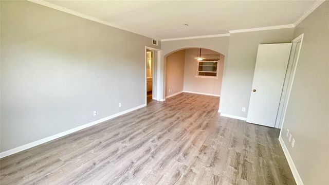 3215 Douglas Avenue 201, Dallas, TX 75219