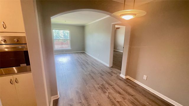 3215 Douglas Avenue 201, Dallas, TX 75219