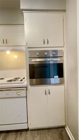 3215 Douglas Avenue 201, Dallas, TX 75219