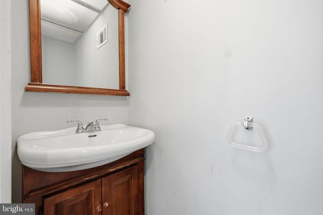 392 RUTGERS CT, Bensalem, PA 19020