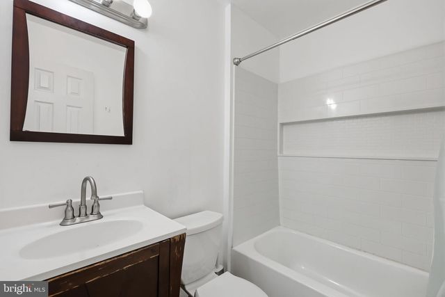 392 RUTGERS CT, Bensalem, PA 19020