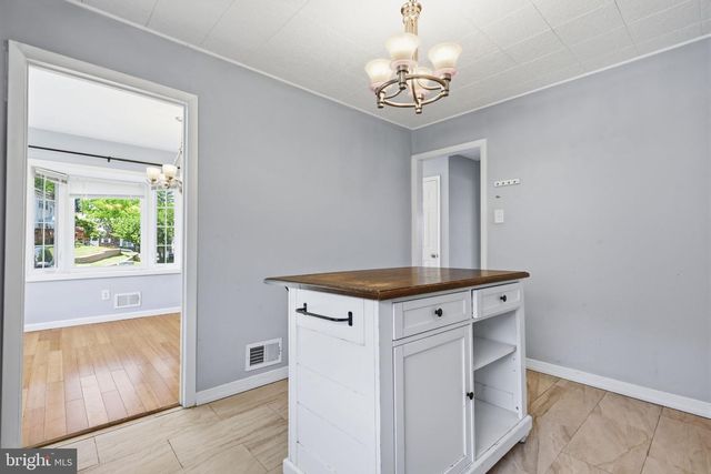 392 RUTGERS CT, Bensalem, PA 19020