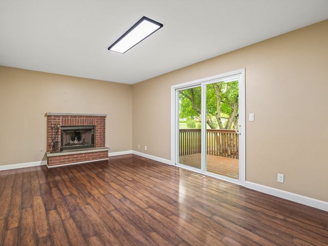 2006 Grandview Trail, Belvidere, IL 61008