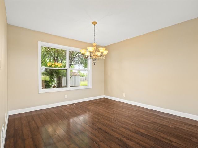 2006 Grandview Trail, Belvidere, IL 61008