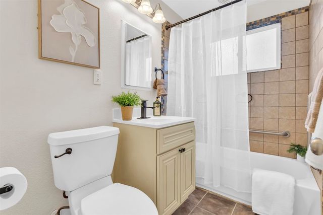 312 312 Cottonwood Dr, Vallejo, CA 94591