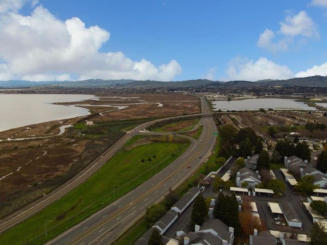 312 312 Cottonwood Dr, Vallejo, CA 94591