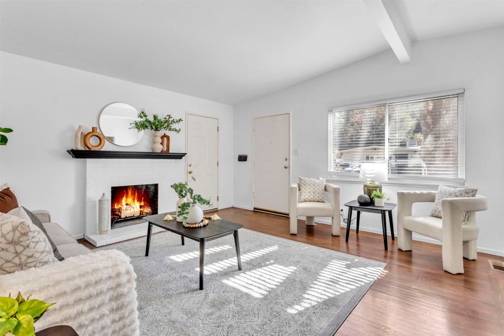 Image 5 of property listing at 312 312 Cottonwood Dr, Vallejo, CA 94591